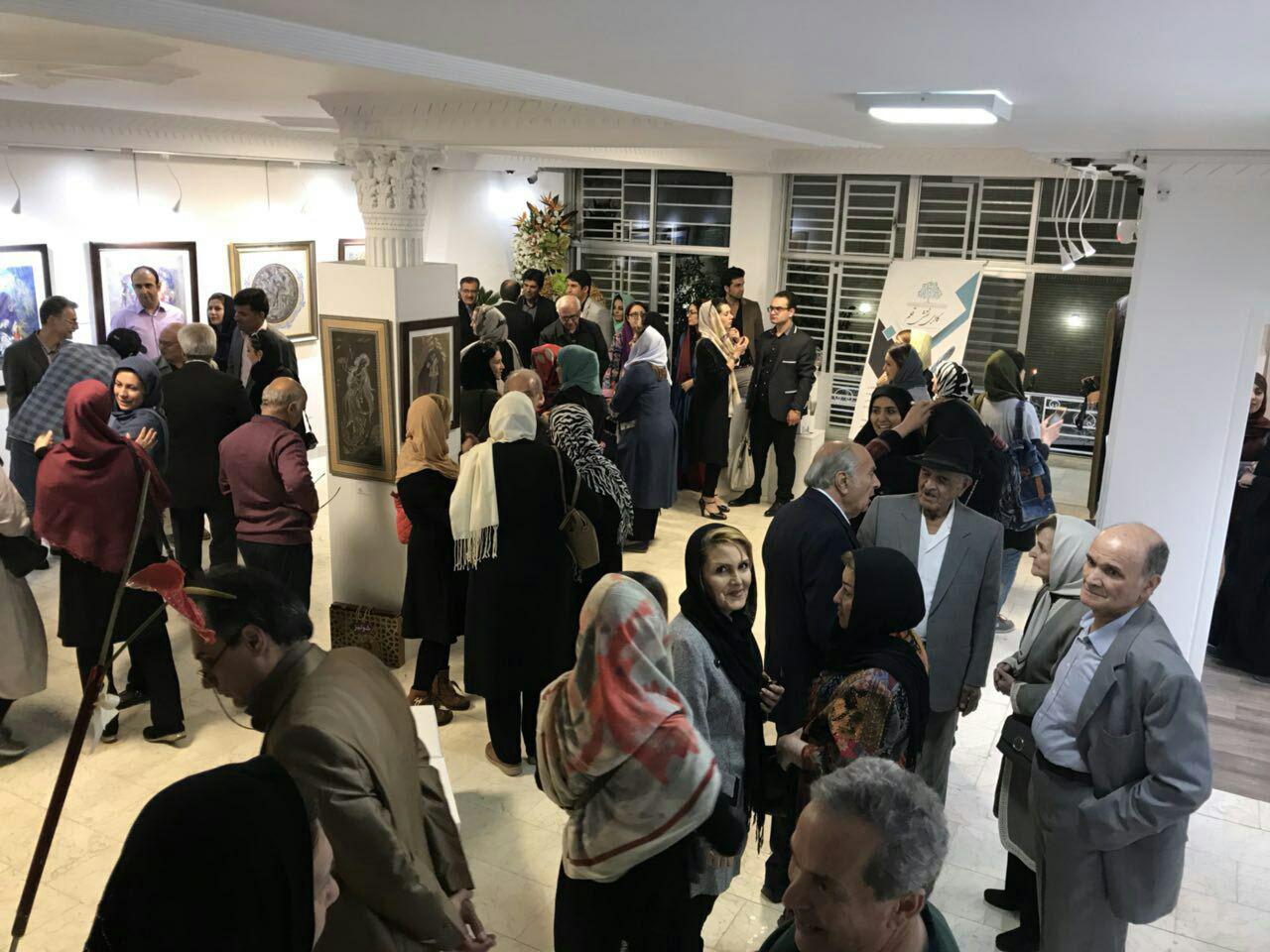 آموزشگاه هنرهای تجسمی نمایشگاه گروهی مینیاتور اصفهان 